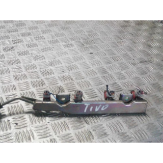 NISSAN ALMERA TINO 1.8 LISTWA WTRYSKOWA