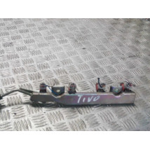 NISSAN ALMERA TINO 1.8 LISTWA WTRYSKOWA
