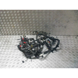 VOLVO S60 II 2.0 D3 WIĄZKA WNĘTRZA