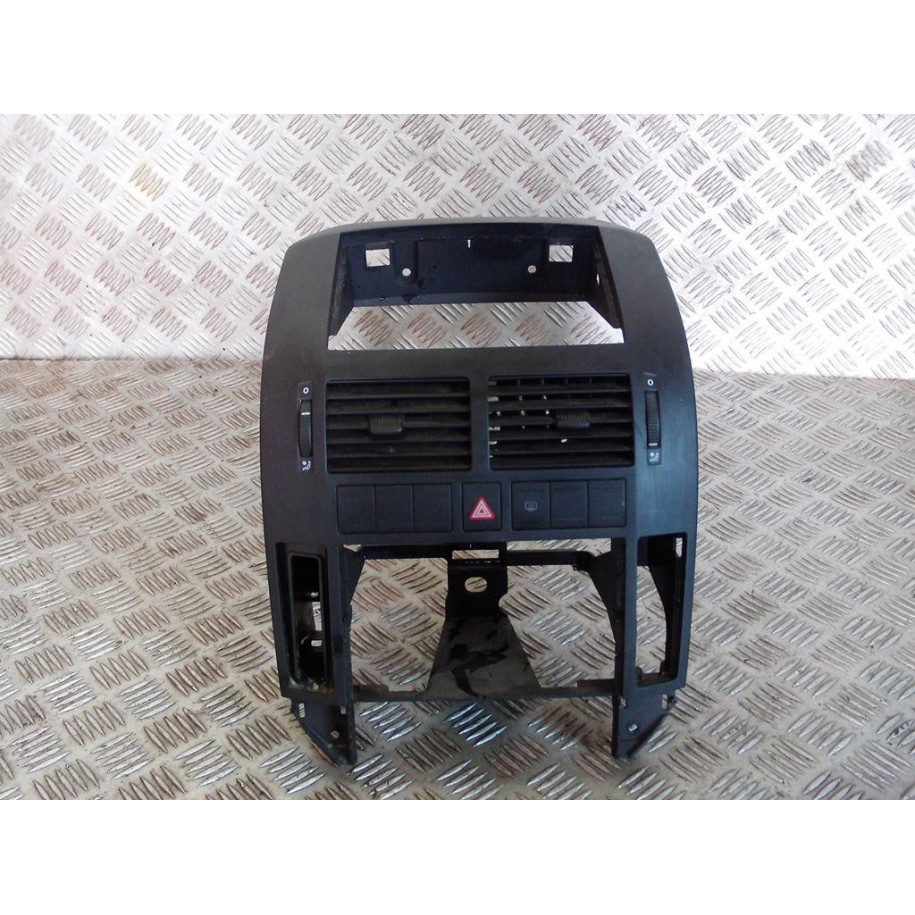 VW POLO 9N RAMKA RADIA