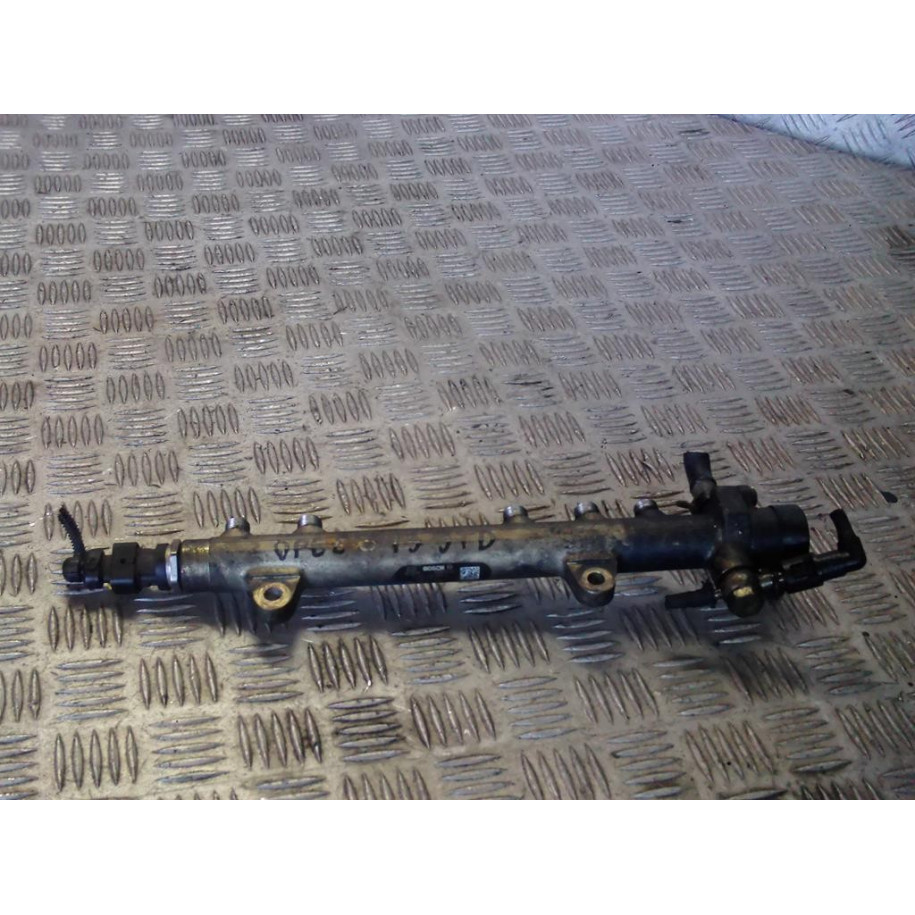 OPEL ASTRA III 1.3 CDTI LISTWA WTRYSKOWA 0445214044
