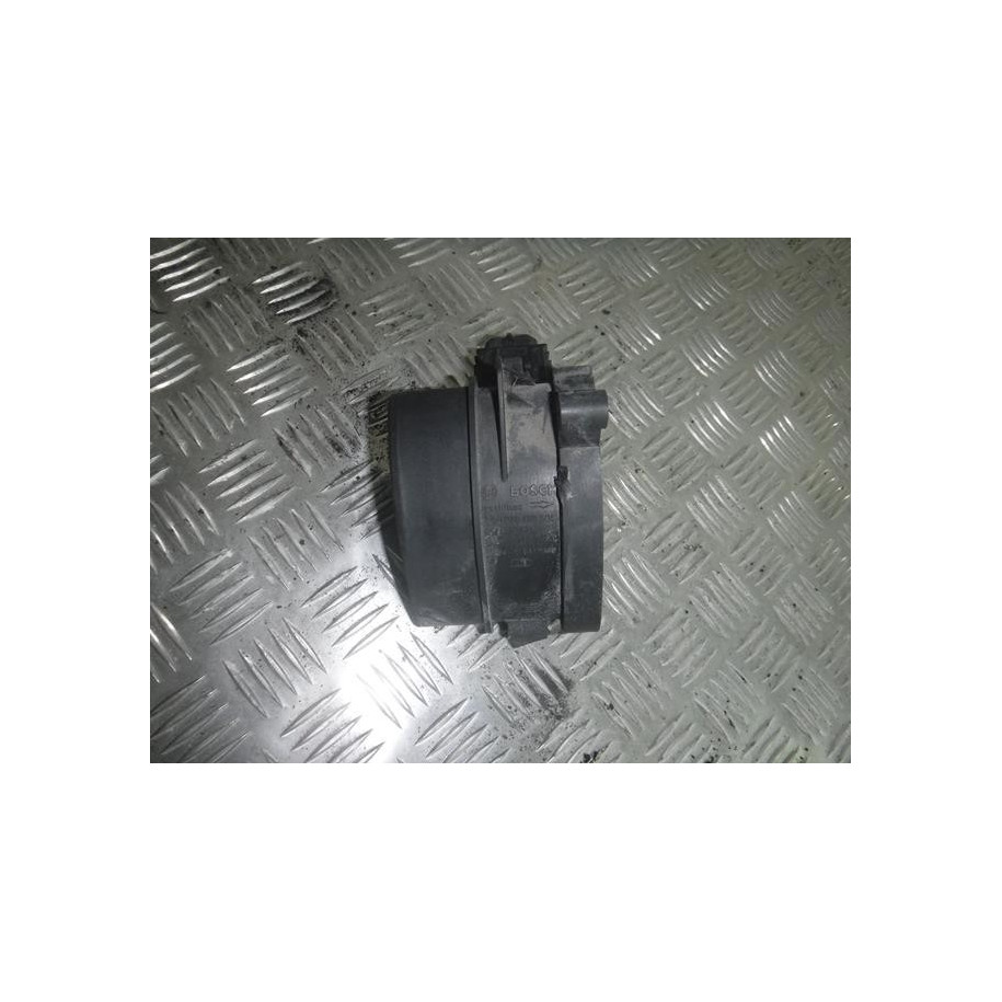 PRZEPŁYWOMIERZ POWIETRZA BMW E90 E87 2.0