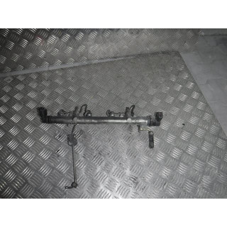 LISTWA WTRYSKOWA BMW E87 E90- 7787164