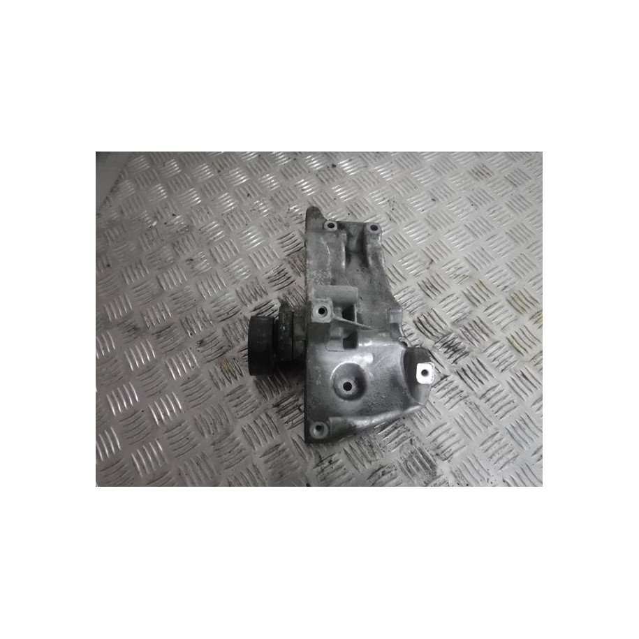ŁAPA ALTERNATORA SEAT-036145169G