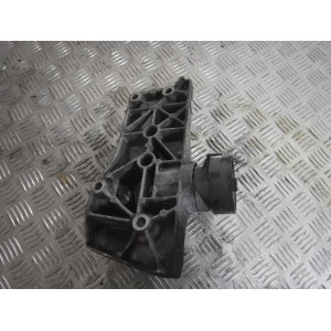 ŁAPA ALTERNATORA SEAT-036145169G