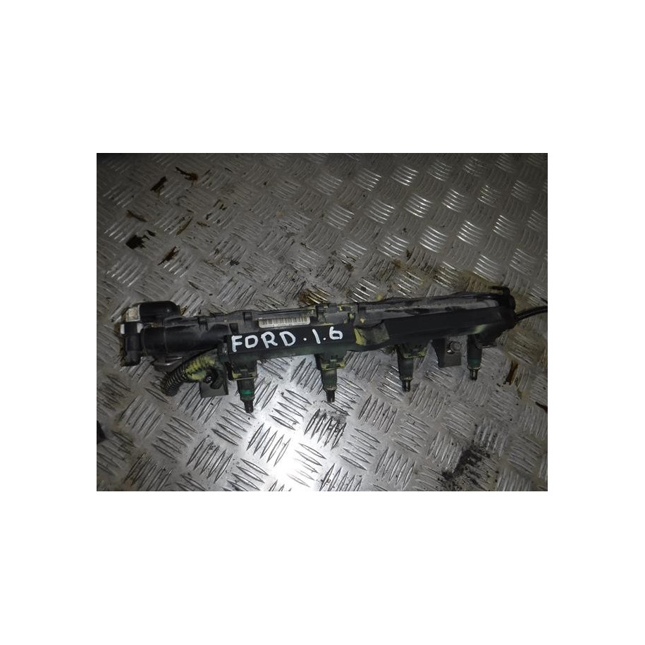 LISTWA WTRYSKOWA Z WTRYSKAMI FORD FOCUS 1.6B