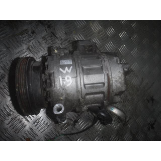 SPRĘŻARKA KLIMATYZACJI VW PASSAT 1.9- 8D0260808