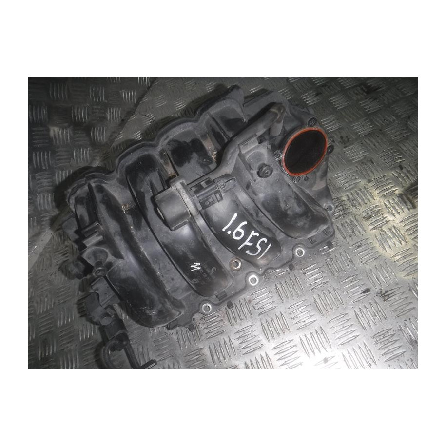 VW GOLF V 1.6 FSI KOLEKTOR SSĄCY