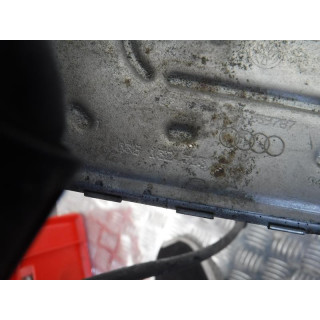 Audi A3 ZAWÓR EGR CHŁODNICA SPALIN 038132513