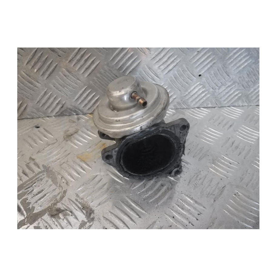 VW PASSAT 1,9 TDI AXR  Zawór EGR  7496.03D