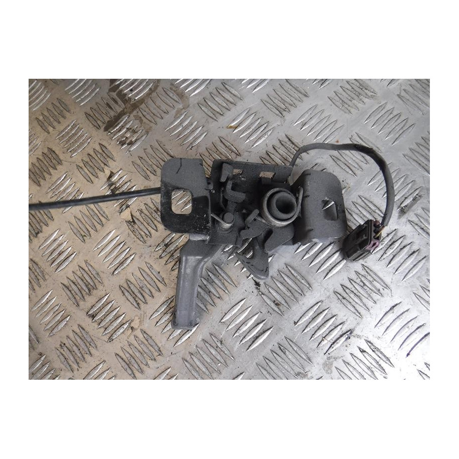 OPEL INSIGNIA ZAMEK MASKI- 13313239