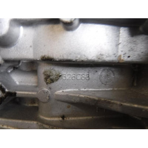 VOLVO 2.4 ŁAPA PODUSZKA SILNIKA- 326C88