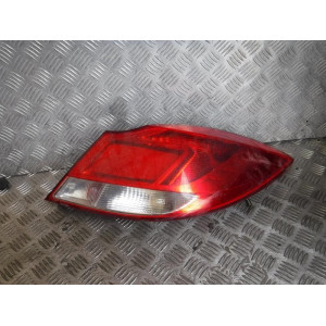 OPEL INSIGNIA 2010 LAMPA...