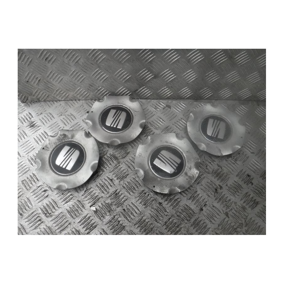 SEAT DEKIELEK KOŁPAK KOMPLET- 1M0601149