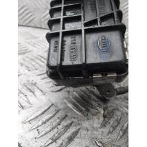 MERCEDES 211 2.2 CDI NASTAWNIK TURBINY- 712120/6NW008412