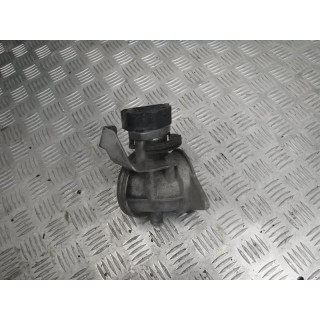 BMW E39 2.3 2.5 M52 PRZEPUSTNICA- 1703562